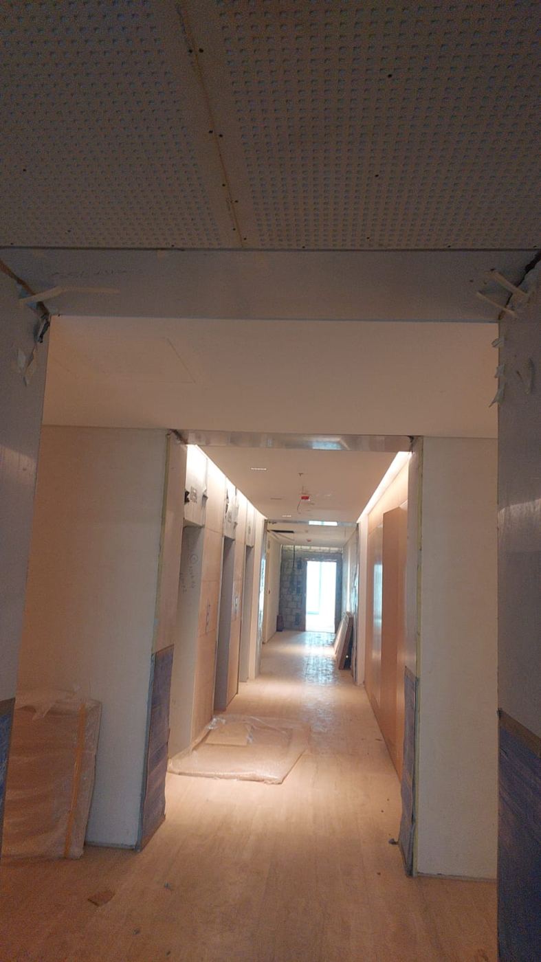Corridor fit-out & ceilings