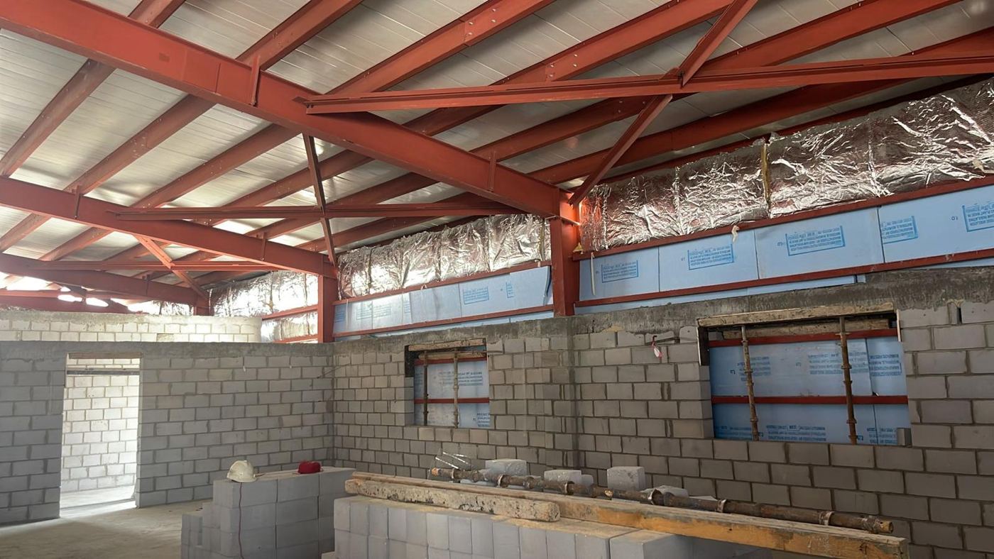 Steel structure & blockwork